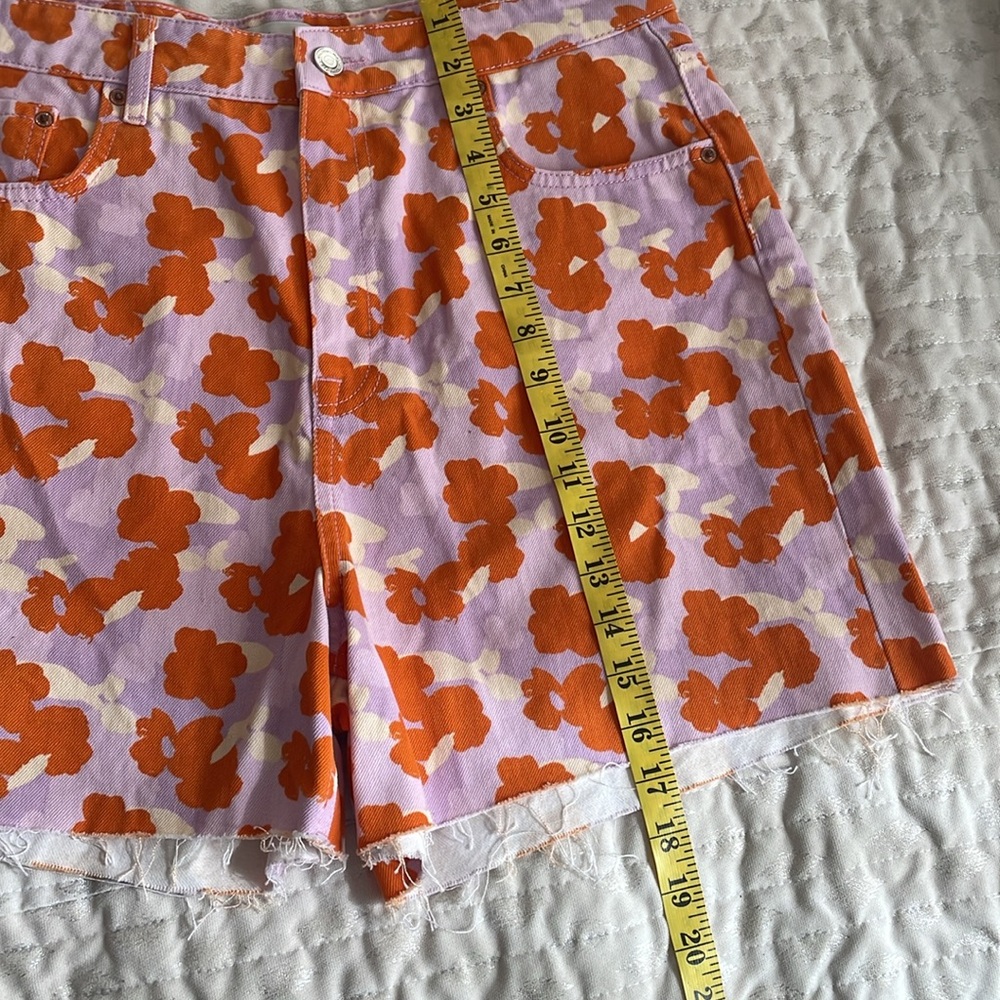 Zara NWOT “The 90s Short ” in Poppy Flower Lilac & Orange Cotton Print Size 10 - Picture 6 of 6